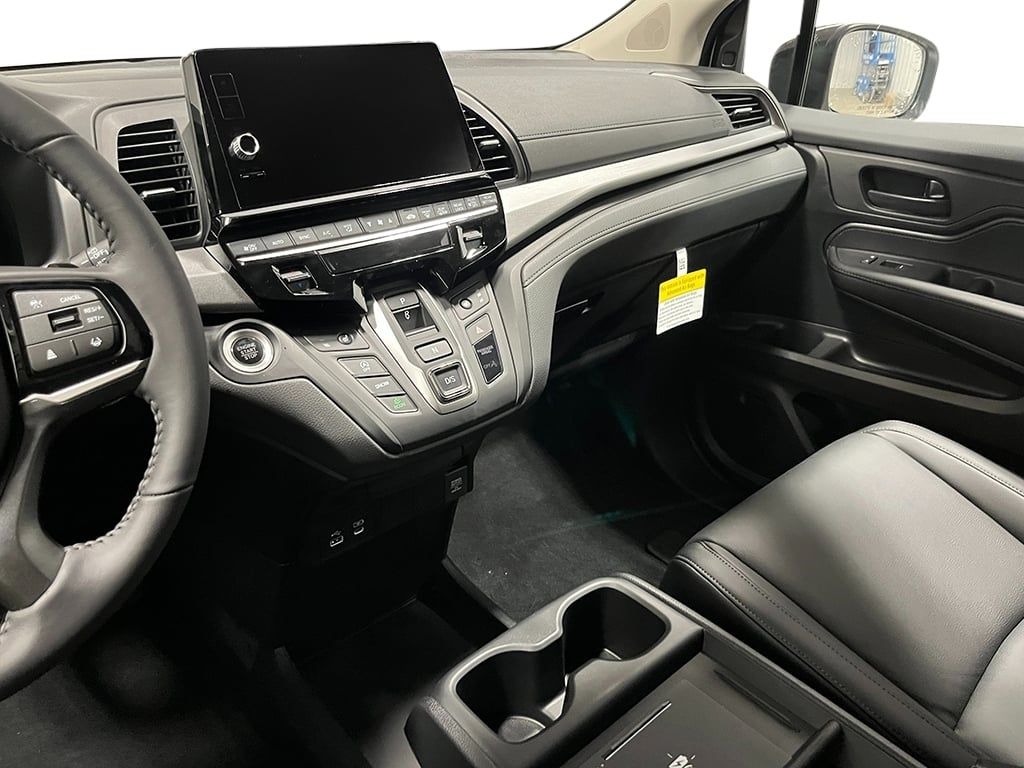 Thumbnail: 2026 Honda Odyssey - 2