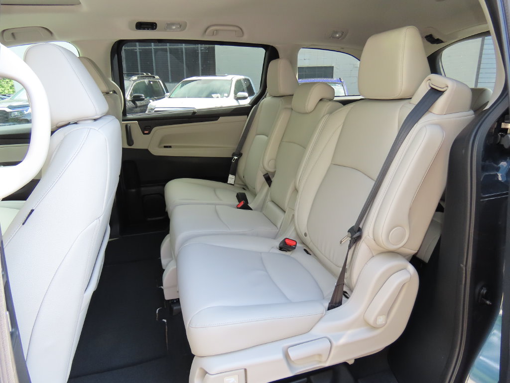Thumbnail: 2027 Honda Odyssey - 10