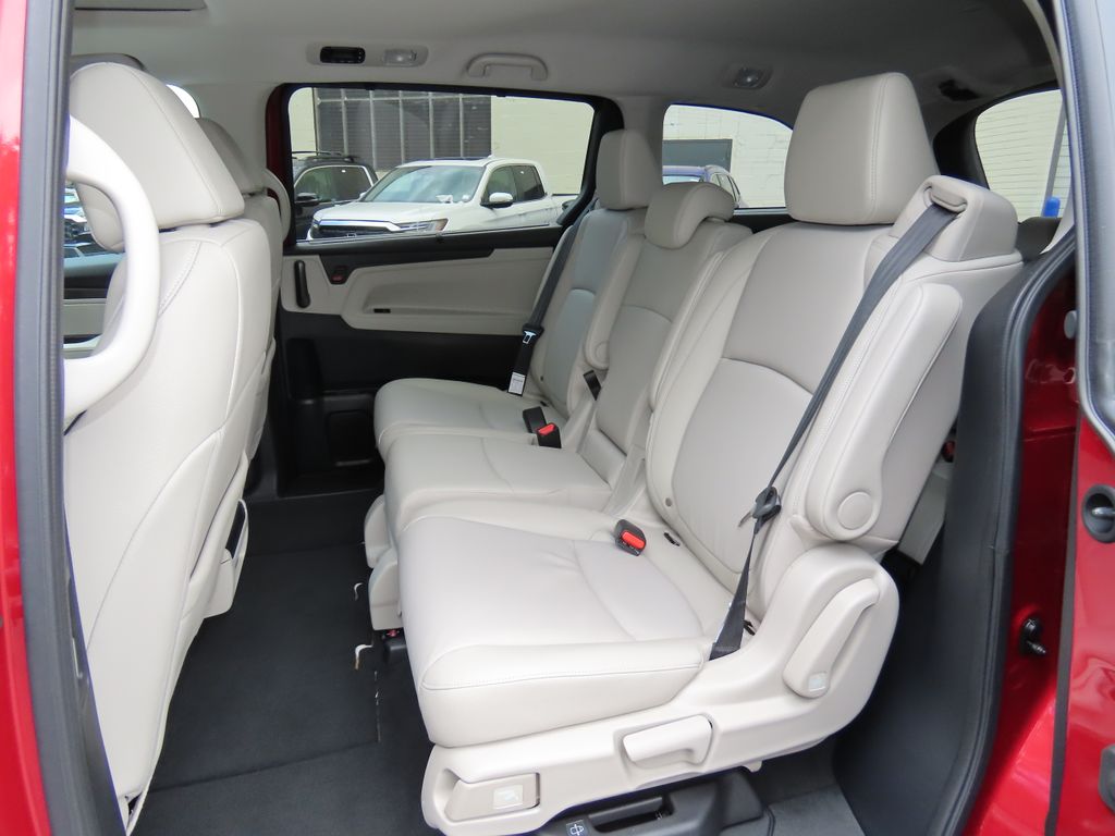 Thumbnail: 2027 Honda Odyssey - 13