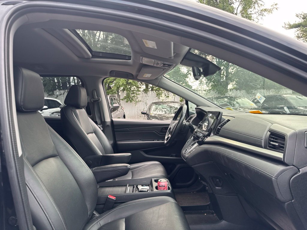 Thumbnail: 2023 Honda Odyssey - 10