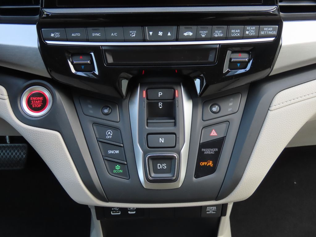 Thumbnail: 2026 Honda Odyssey - 21