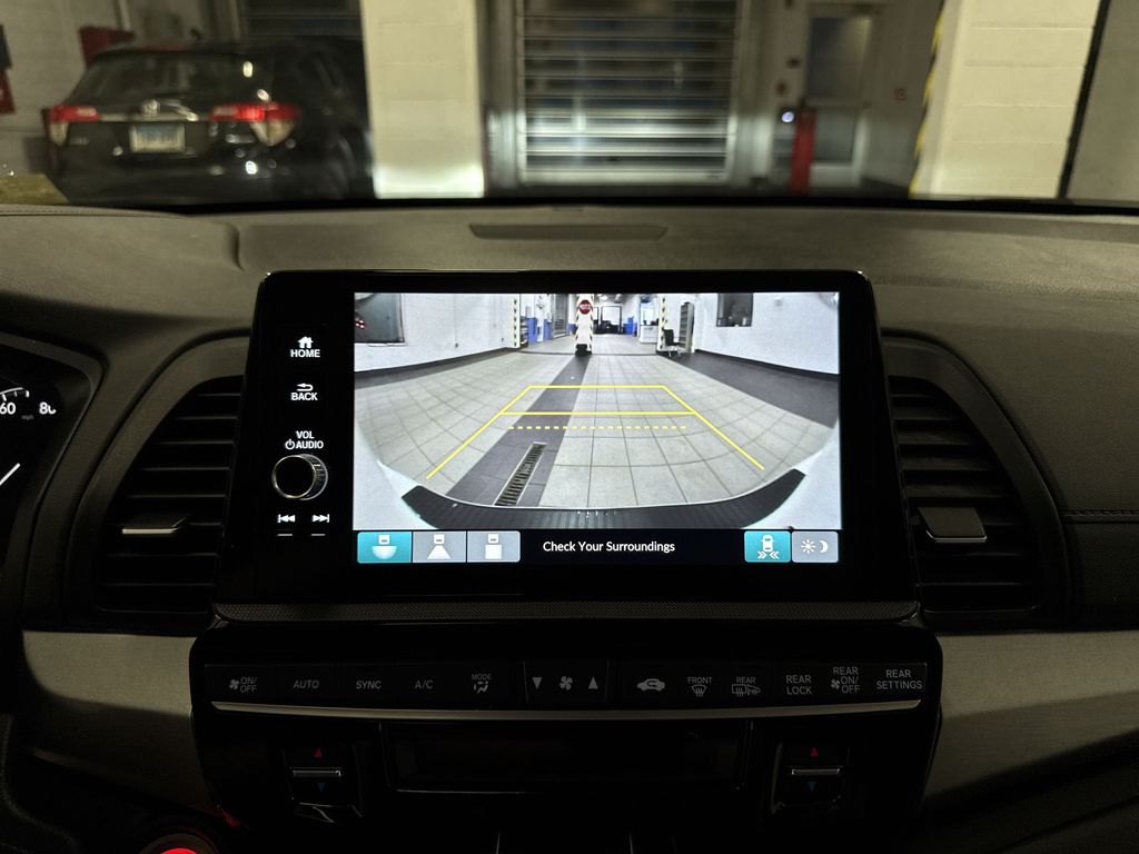 Thumbnail: 2025 Honda Odyssey - 27