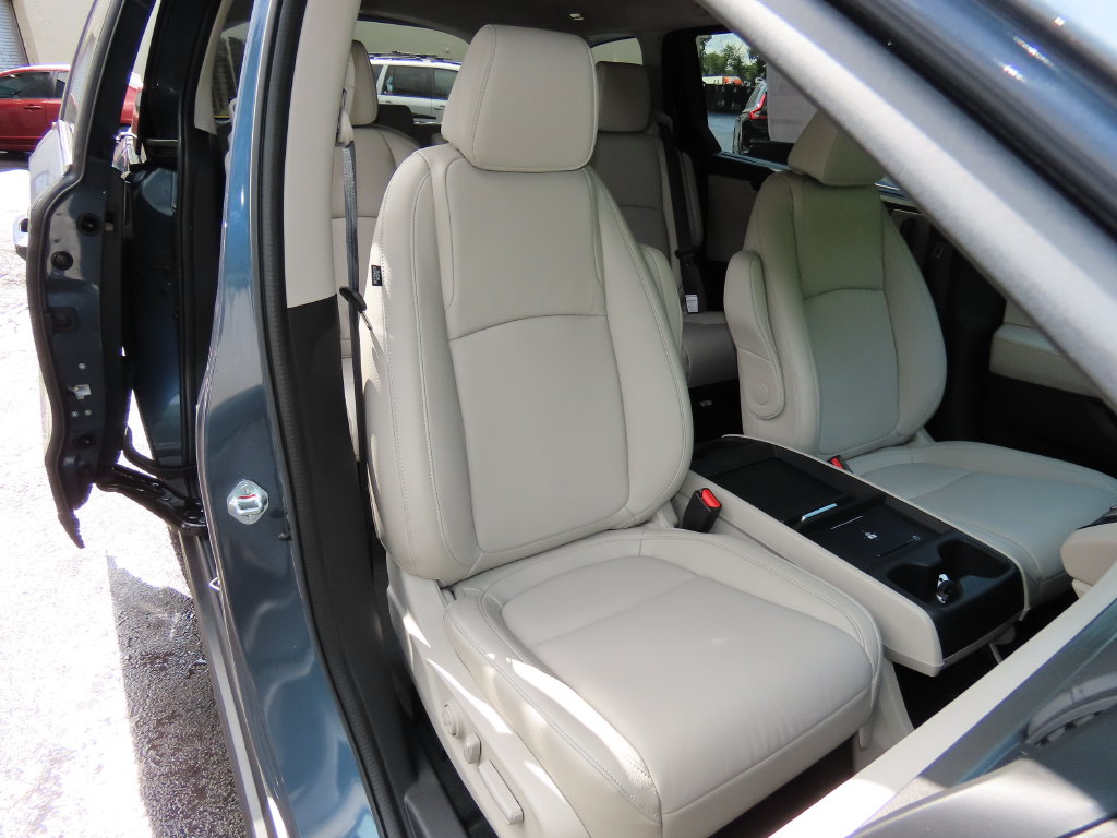 Thumbnail: 2027 Honda Odyssey - 12