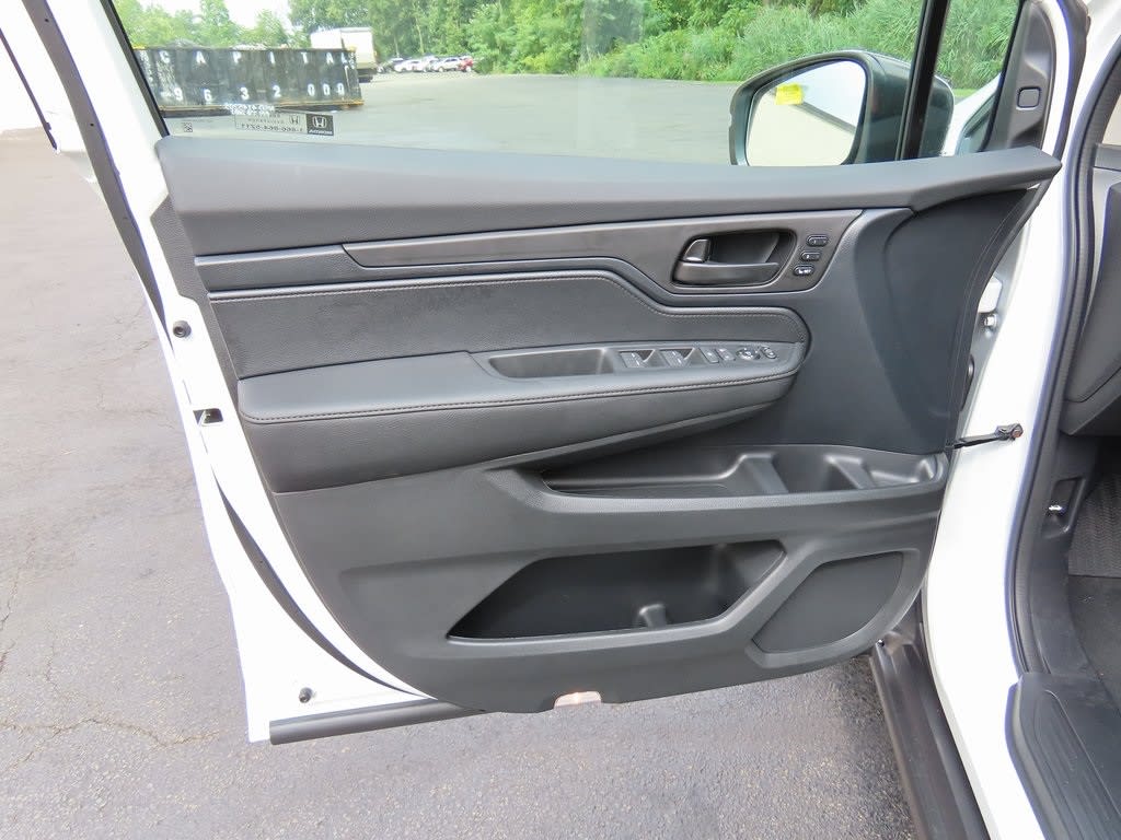 Thumbnail: 2026 Honda Odyssey - 19