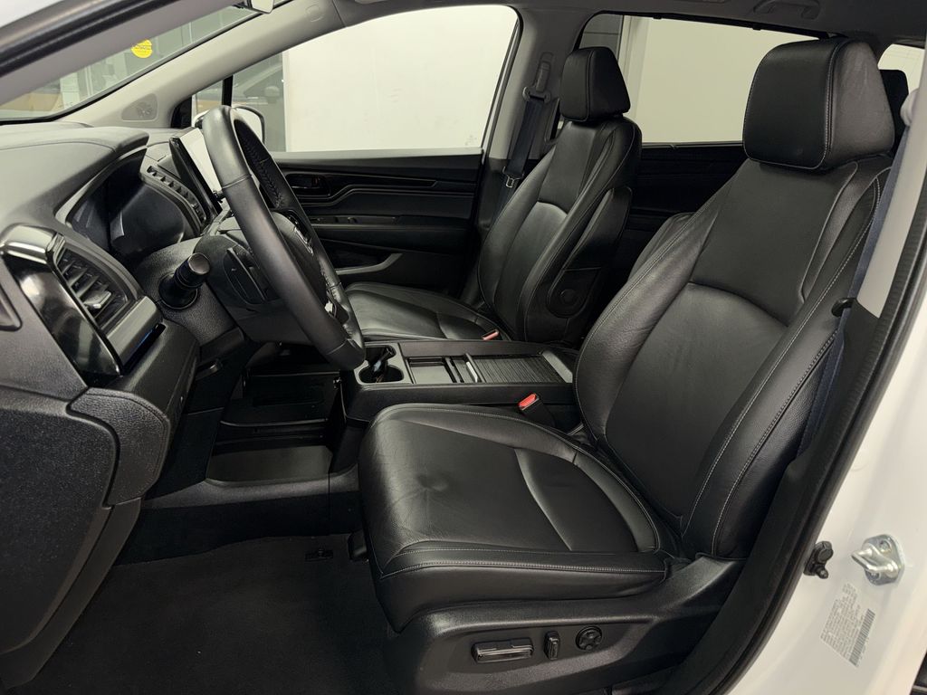 Thumbnail: 2023 Honda Odyssey - 9