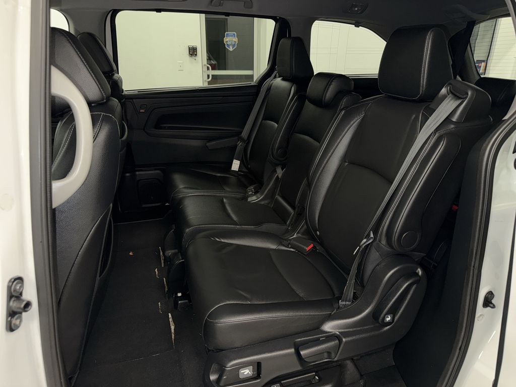 Thumbnail: 2023 Honda Odyssey - 11