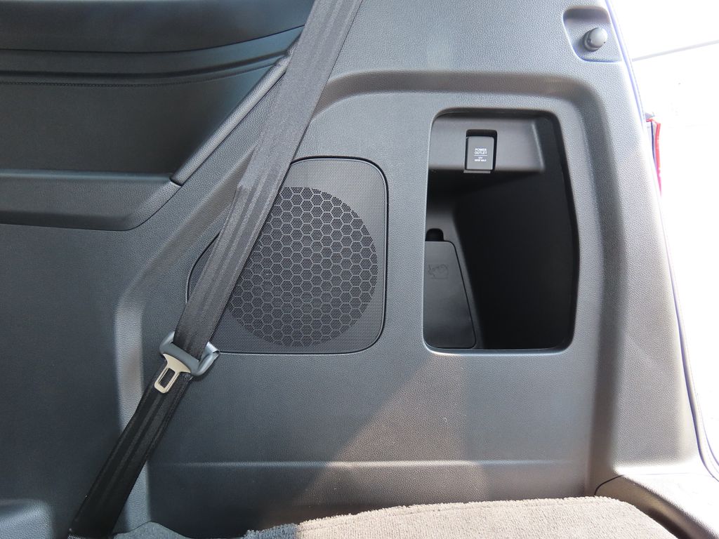 Thumbnail: 2026 Honda Odyssey - 17