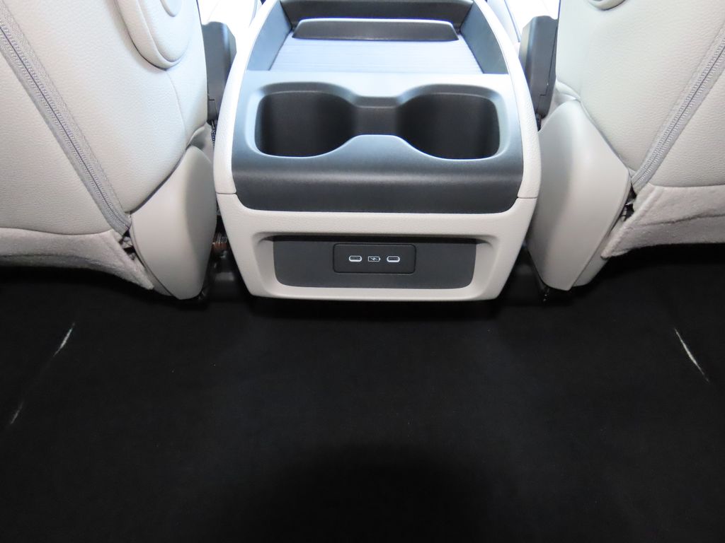 Thumbnail: 2026 Honda Odyssey - 27