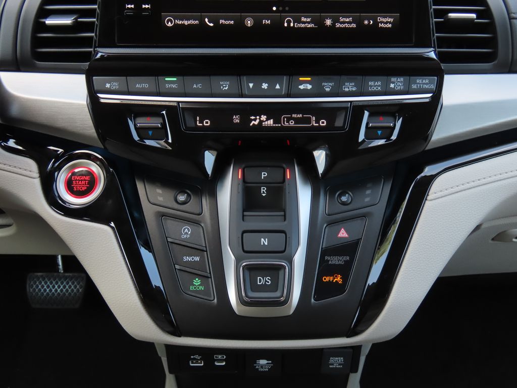Thumbnail: 2026 Honda Odyssey - 24