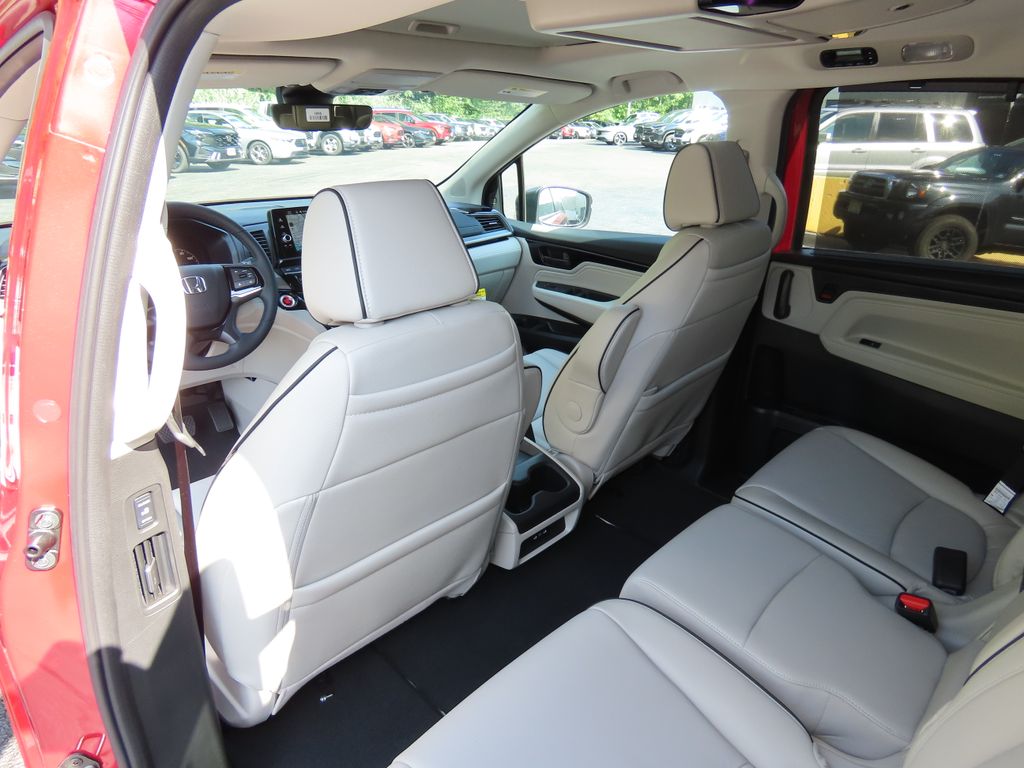Thumbnail: 2026 Honda Odyssey - 19