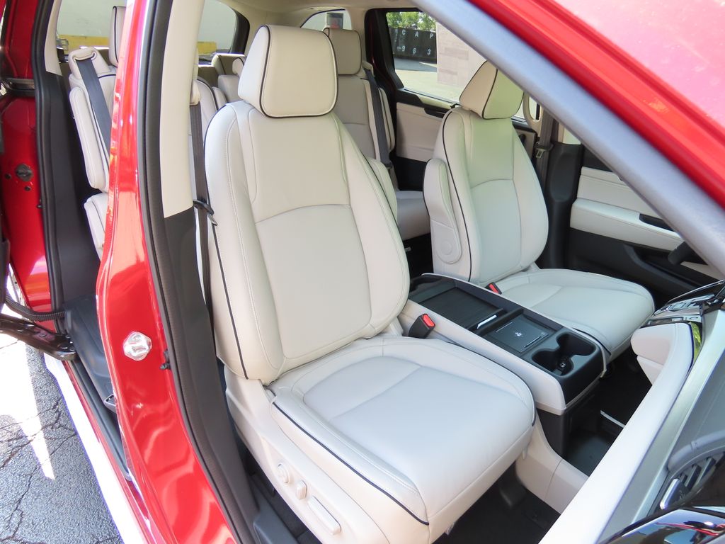 Thumbnail: 2026 Honda Odyssey - 22