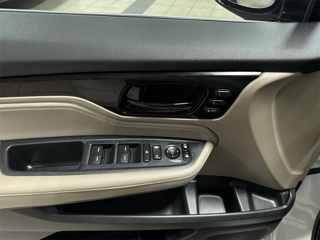 Thumbnail: 2023 Honda Odyssey - 26