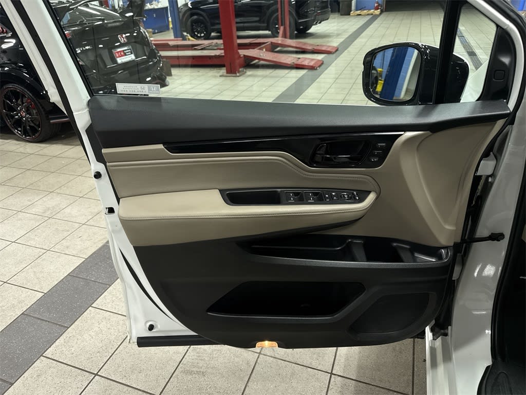 Thumbnail: 2023 Honda Odyssey - 34