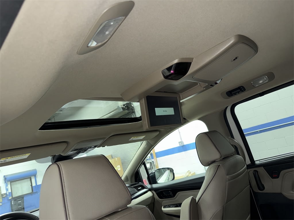 Thumbnail: 2023 Honda Odyssey - 28