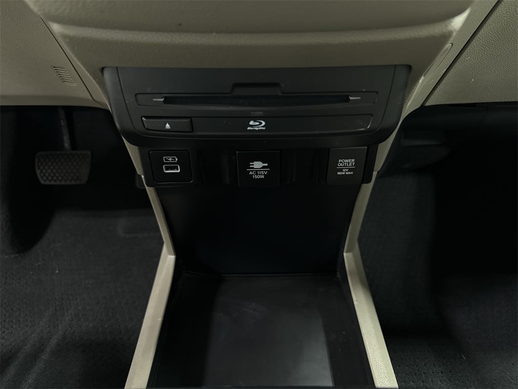 Thumbnail: 2023 Honda Odyssey - 35