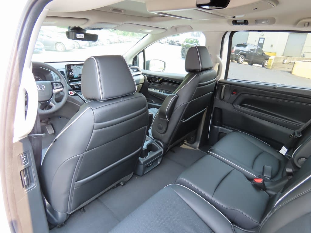 2025 Honda Odyssey Elite 19