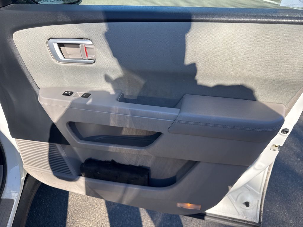 Thumbnail: 2015 Honda Pilot - 21