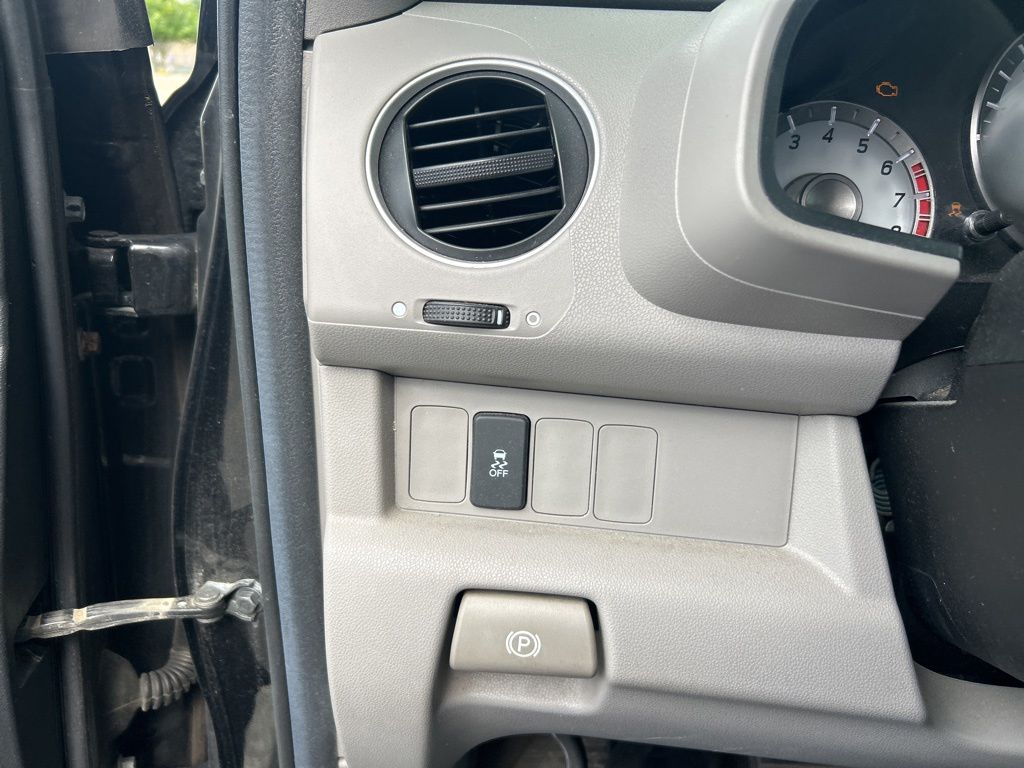 Thumbnail: 2012 Honda Pilot - 25