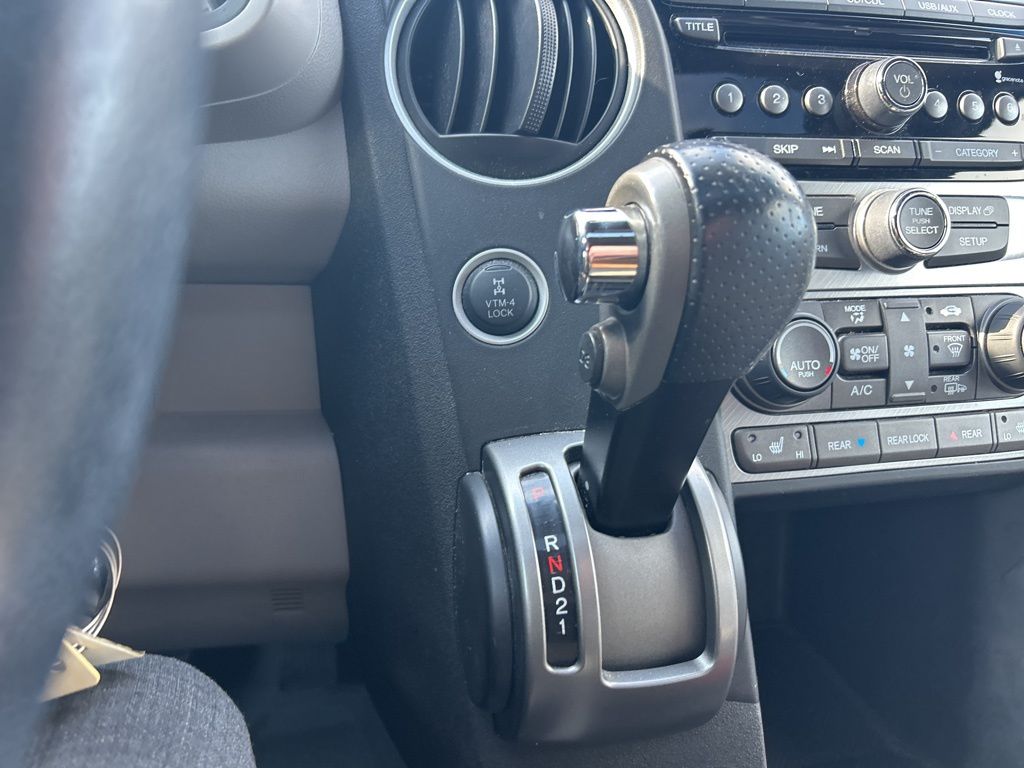 Thumbnail: 2012 Honda Pilot - 10