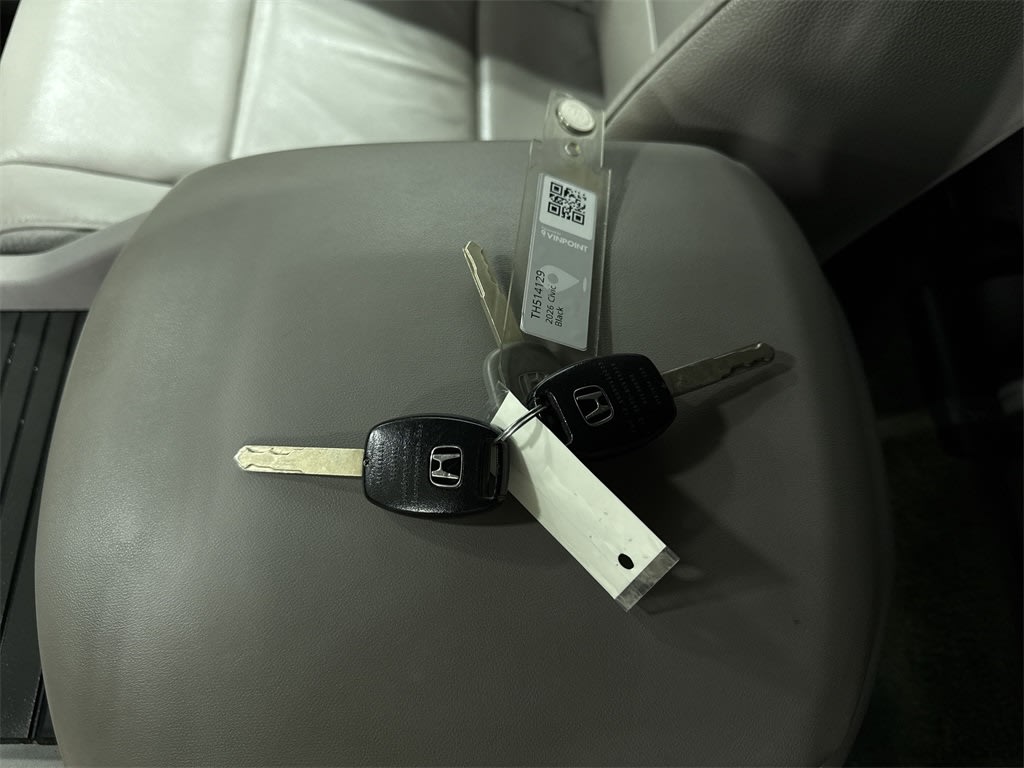 Thumbnail: 2014 Honda Pilot - 17