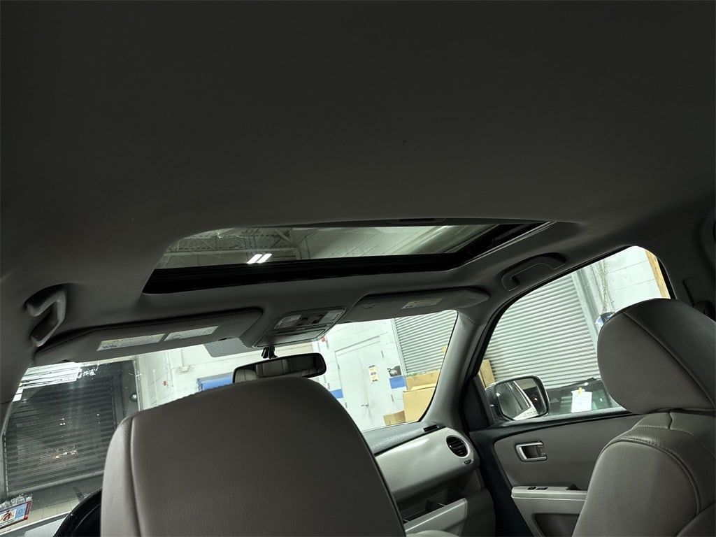 Thumbnail: 2014 Honda Pilot - 28