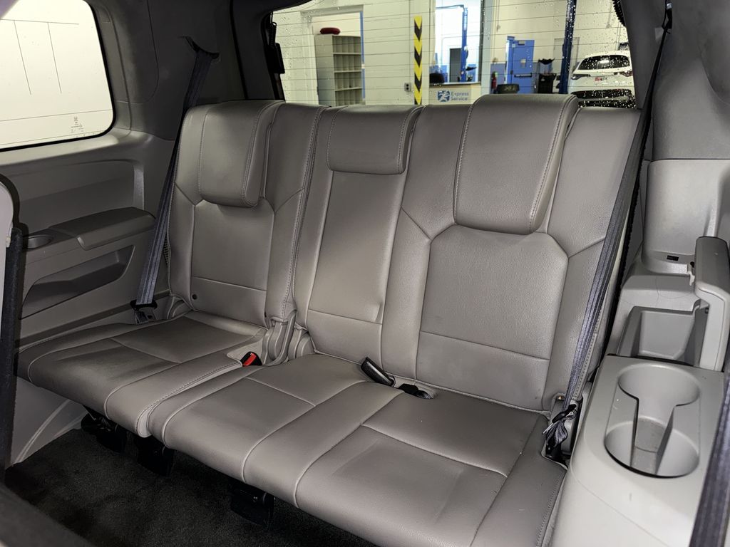 Thumbnail: 2015 Honda Pilot - 24