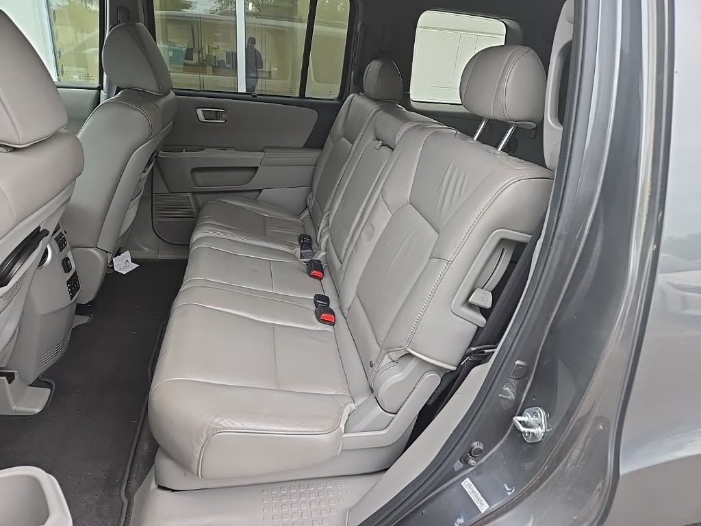 Thumbnail: 2011 Honda Pilot - 11