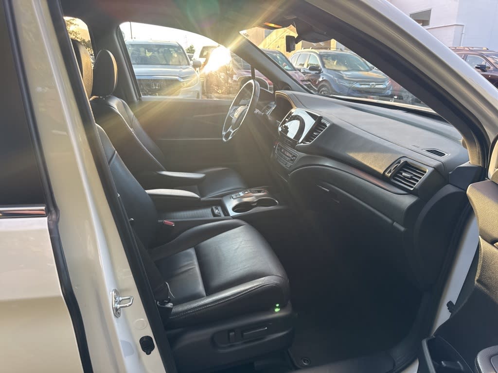 Thumbnail: 2022 Honda Pilot - 9