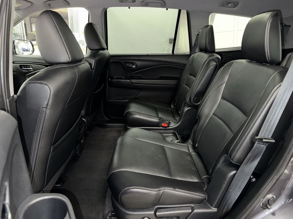 Thumbnail: 2018 Honda Pilot - 11