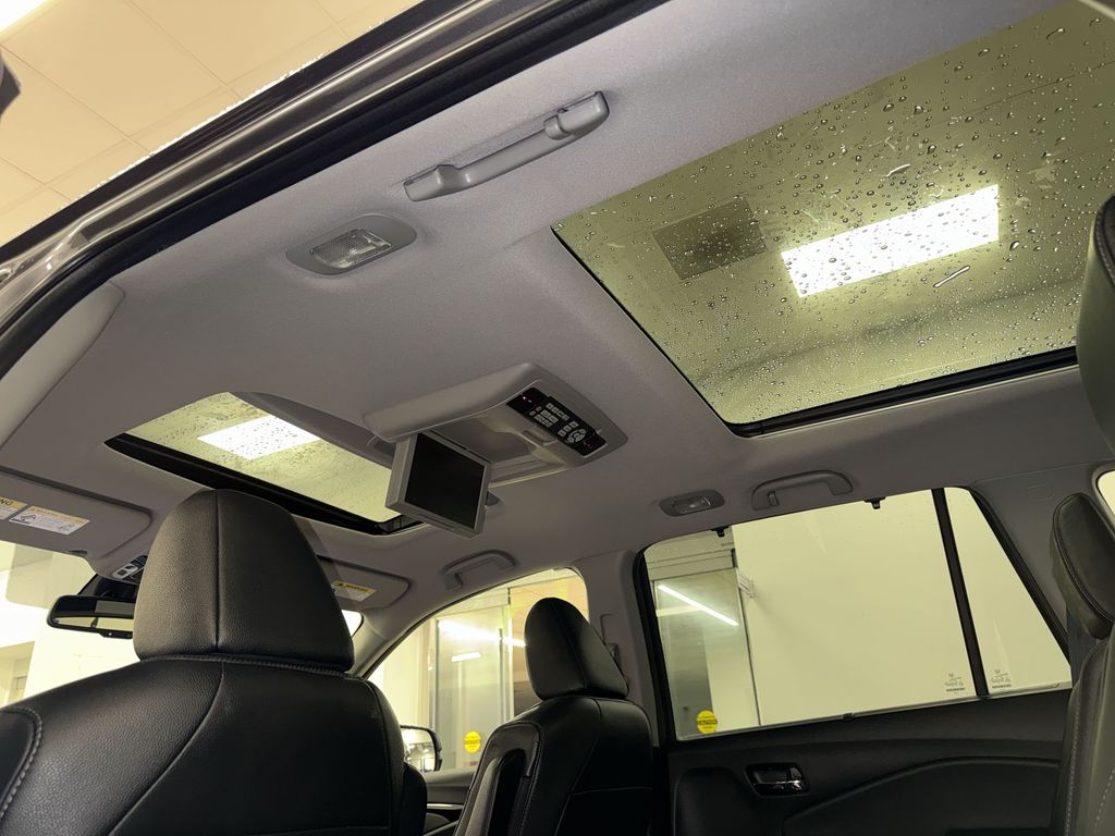 Thumbnail: 2018 Honda Pilot - 29