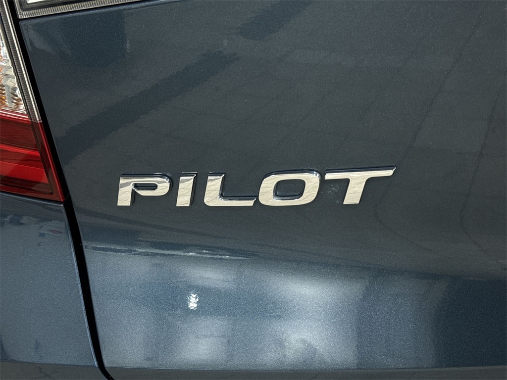 Thumbnail: 2019 Honda Pilot - 6