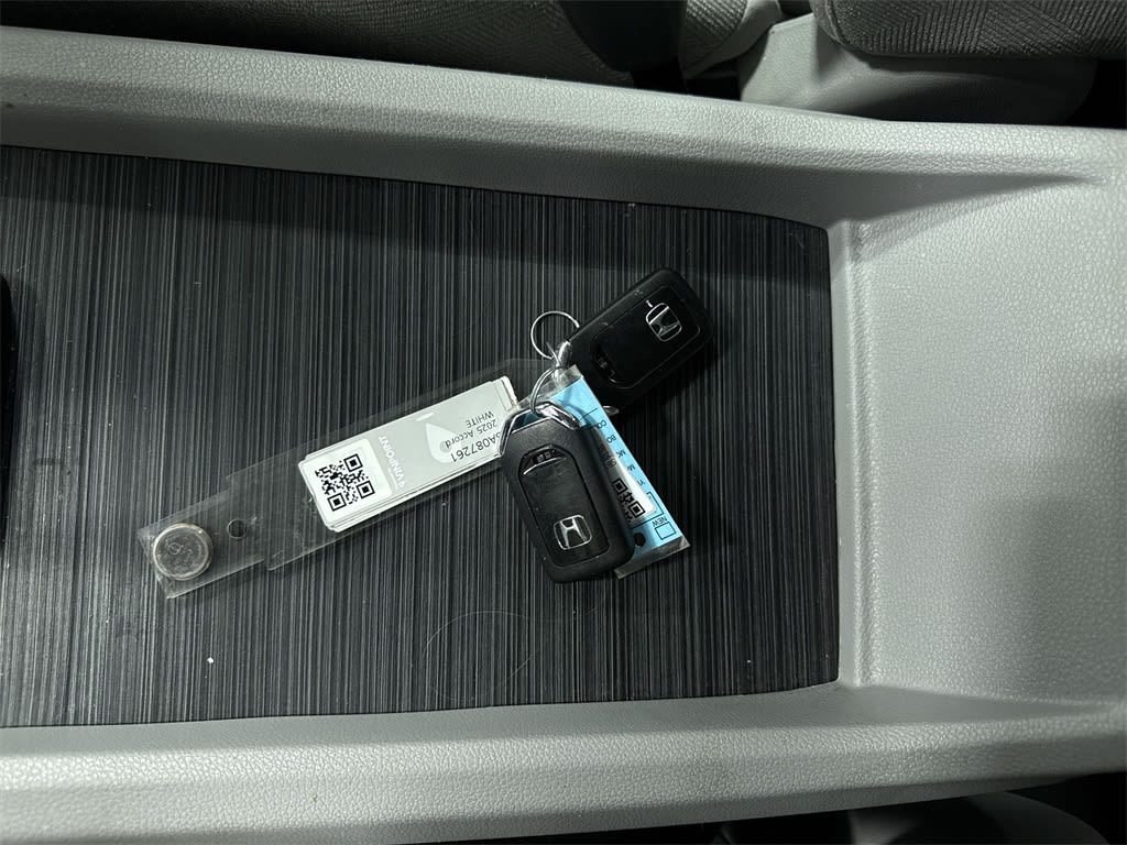 Thumbnail: 2019 Honda Pilot - 17