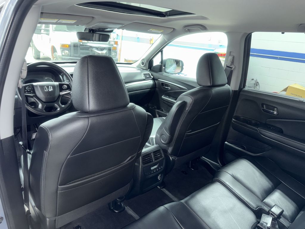 Thumbnail: 2022 Honda Pilot - 34