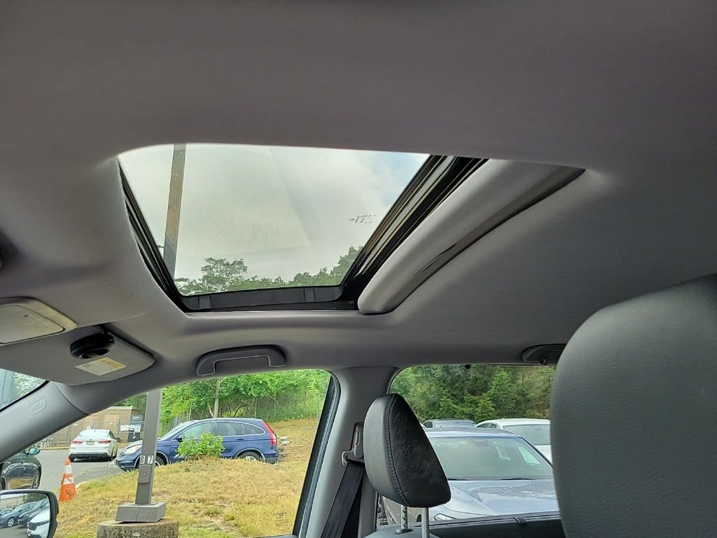 Thumbnail: 2022 Honda Pilot - 18