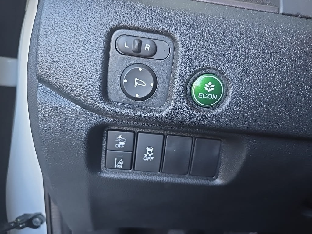 Thumbnail: 2022 Honda Pilot - 23