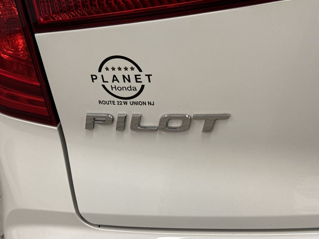 Thumbnail: 2018 Honda Pilot - 6