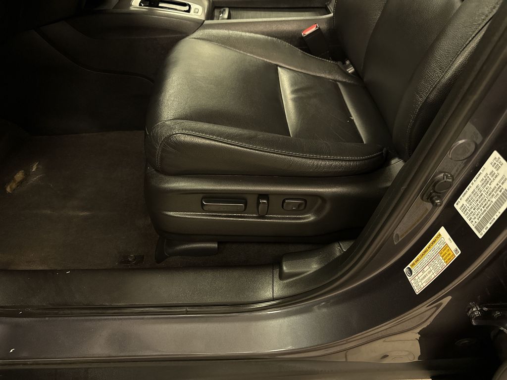 Thumbnail: 2020 Honda Pilot - 28