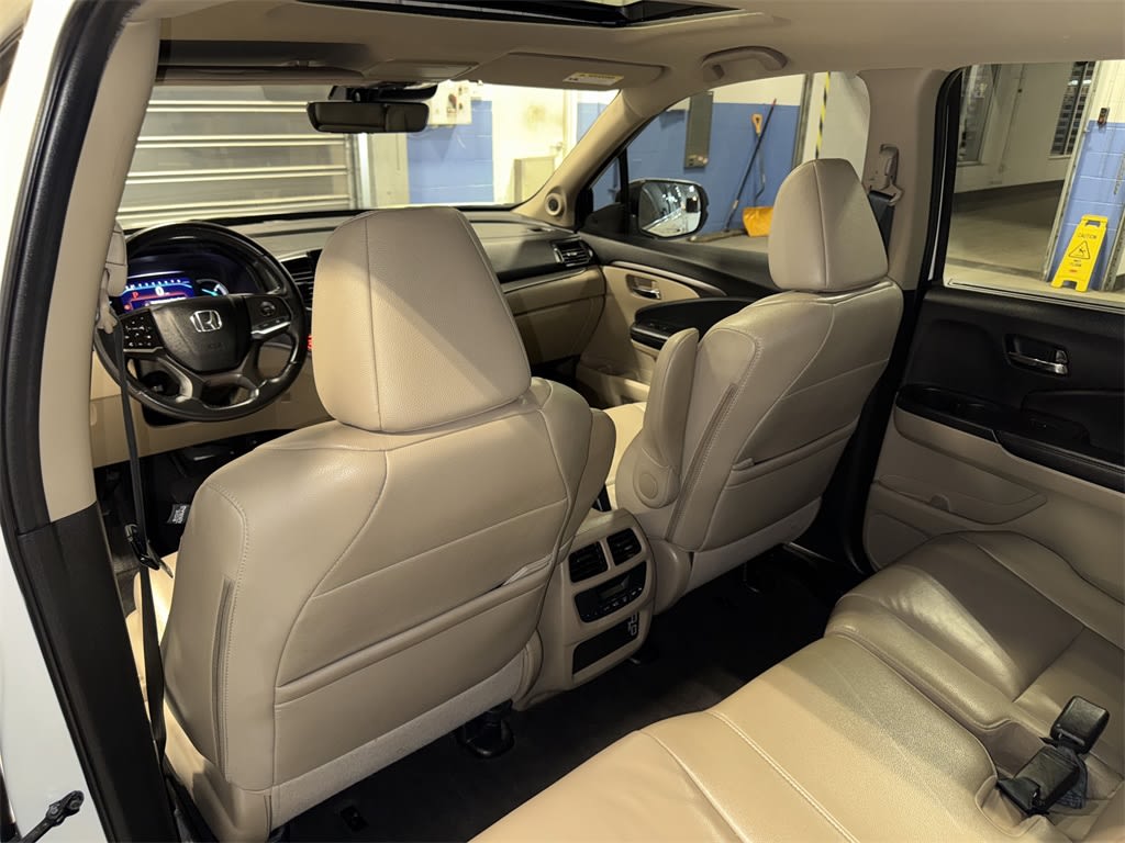 Thumbnail: 2020 Honda Pilot - 33