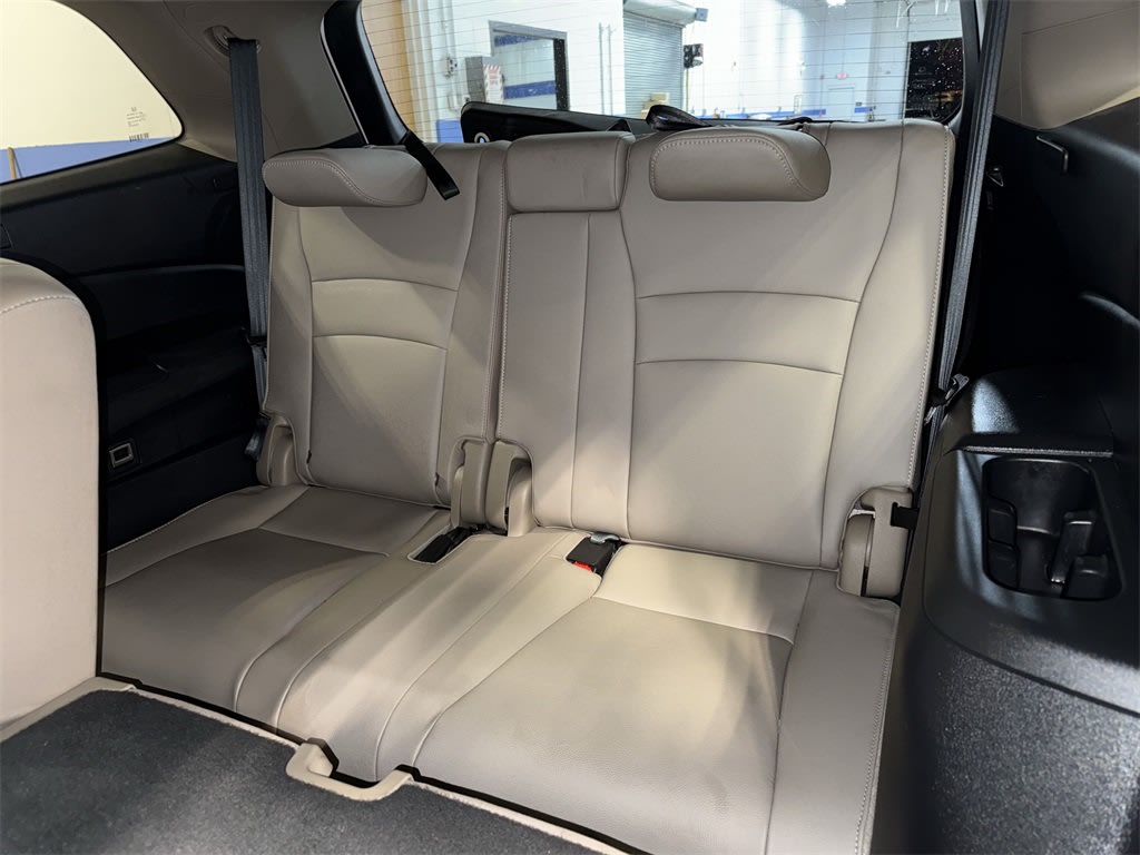 Thumbnail: 2020 Honda Pilot - 25