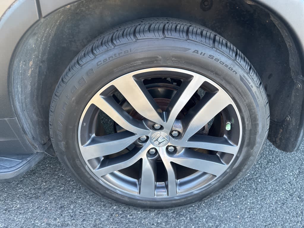 Thumbnail: 2016 Honda Pilot - 25