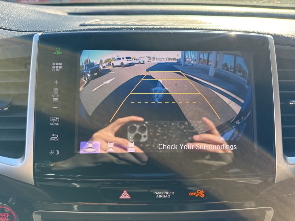 Thumbnail: 2016 Honda Pilot - 12