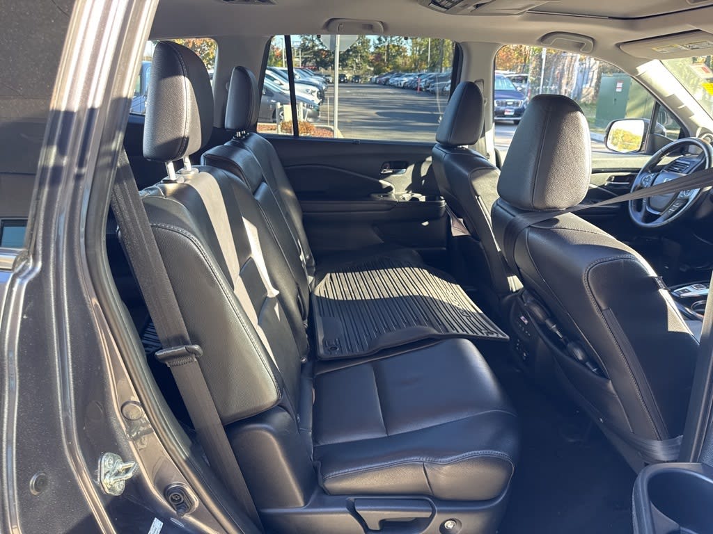 Thumbnail: 2016 Honda Pilot - 22