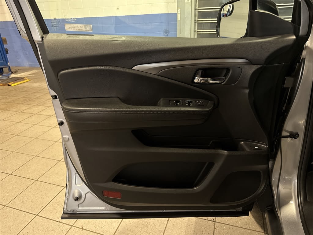 Thumbnail: 2021 Honda Passport - 29