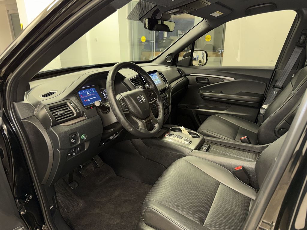 Thumbnail: 2023 Honda Passport - 8