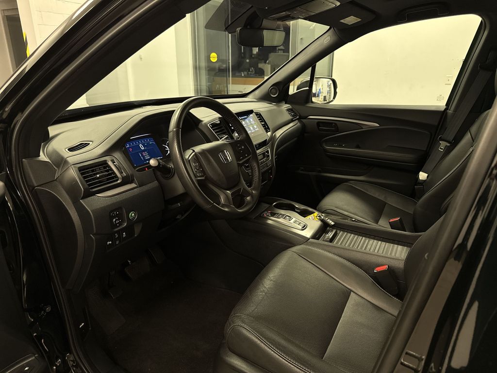 Thumbnail: 2023 Honda Passport - 8