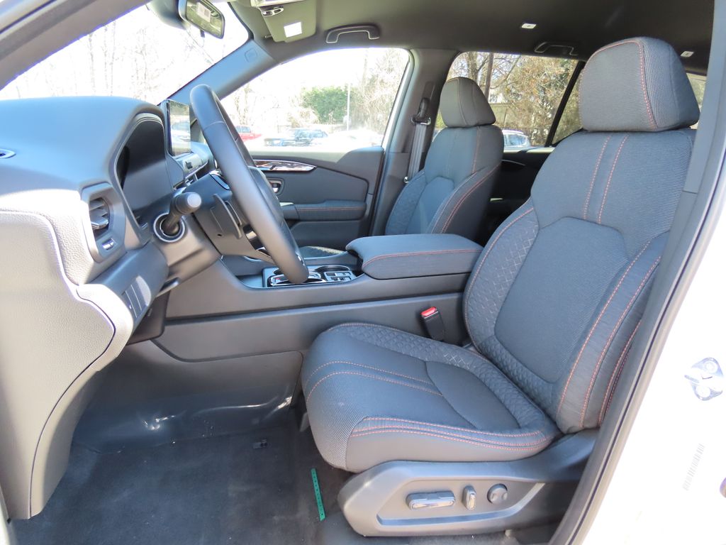 Thumbnail: 2026 Honda Pilot - 10