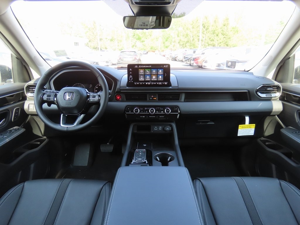 Thumbnail: 2025 Honda Pilot - 10