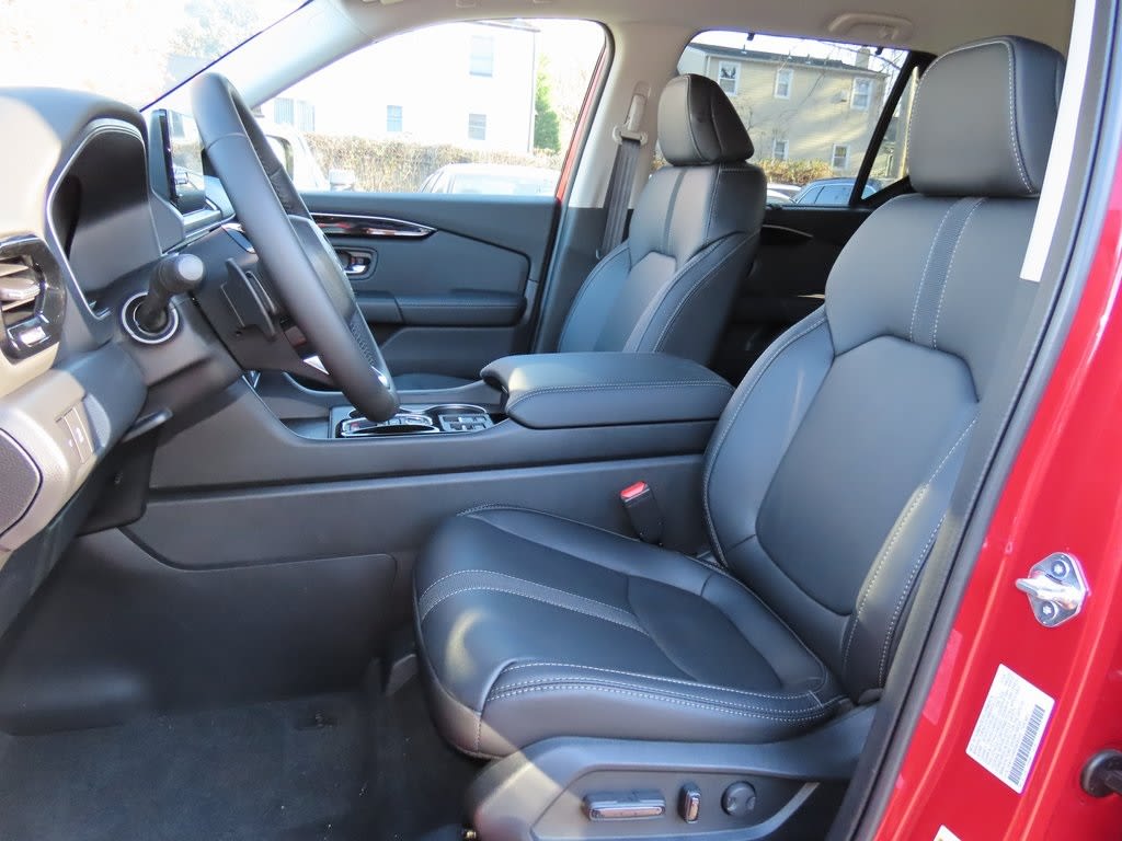 2025 Honda Pilot EX-L 19