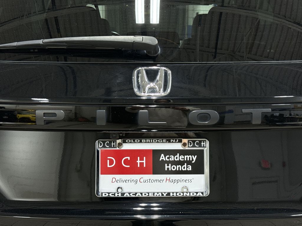 Thumbnail: 2023 Honda Pilot - 29