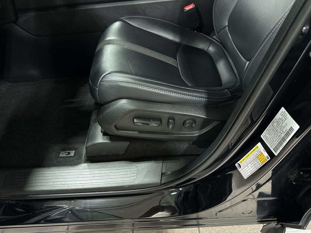 Thumbnail: 2023 Honda Pilot - 26